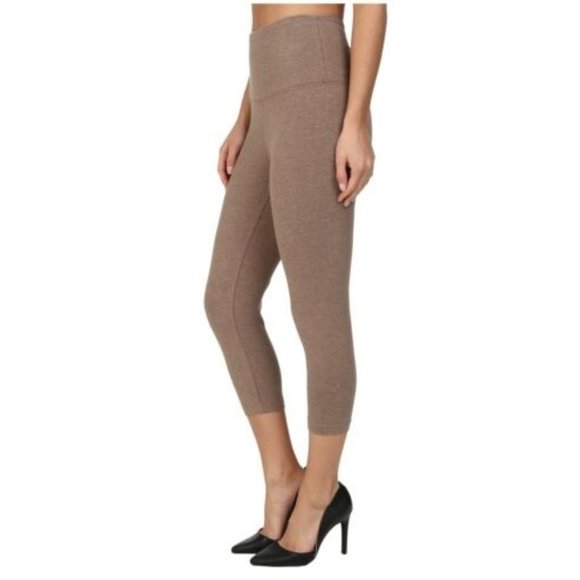 Lysse Pants & Jumpsuits Lysse Leggings Basic Capri Legging 215